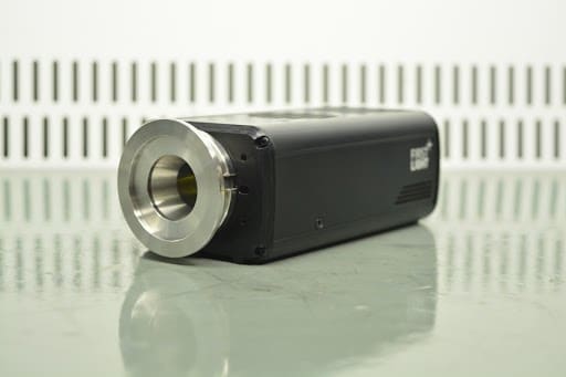 Vacuum Compatible SWIR InGaAs Camera